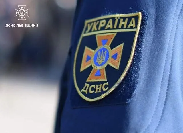 У Львові рятувальники врятували дитину з квартири