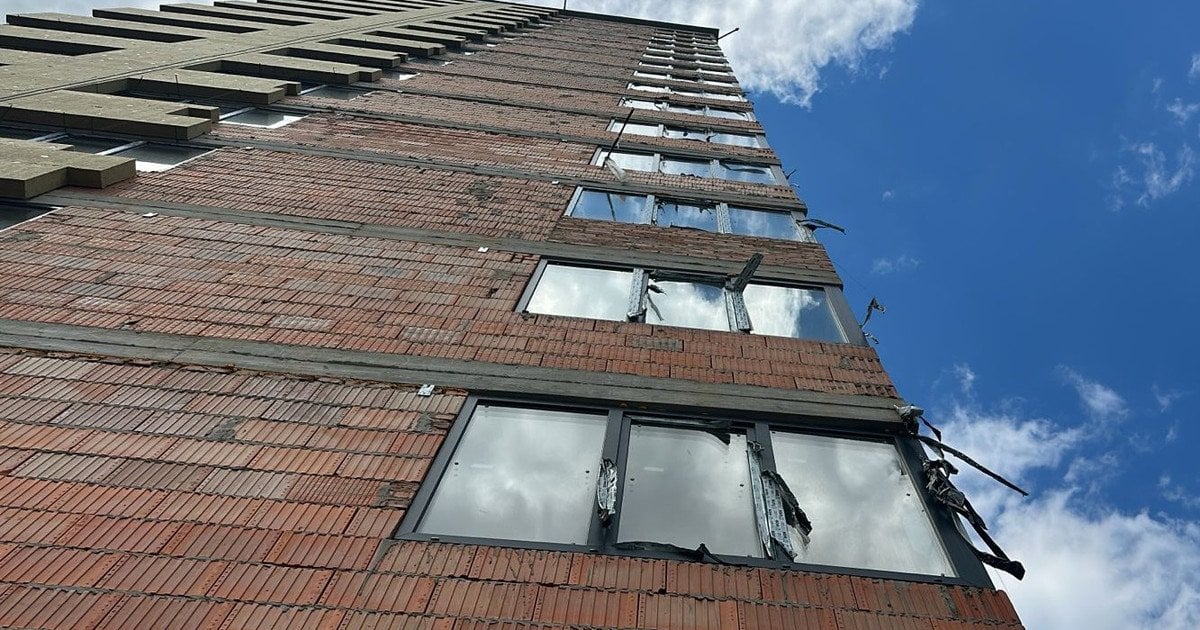 У Львові троє будівельників упали з висоти 15 поверху