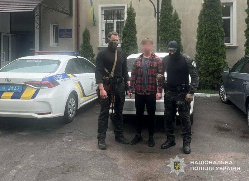 У Львові 19-річного хлопця підозрюють у підпалі Ісламського центру