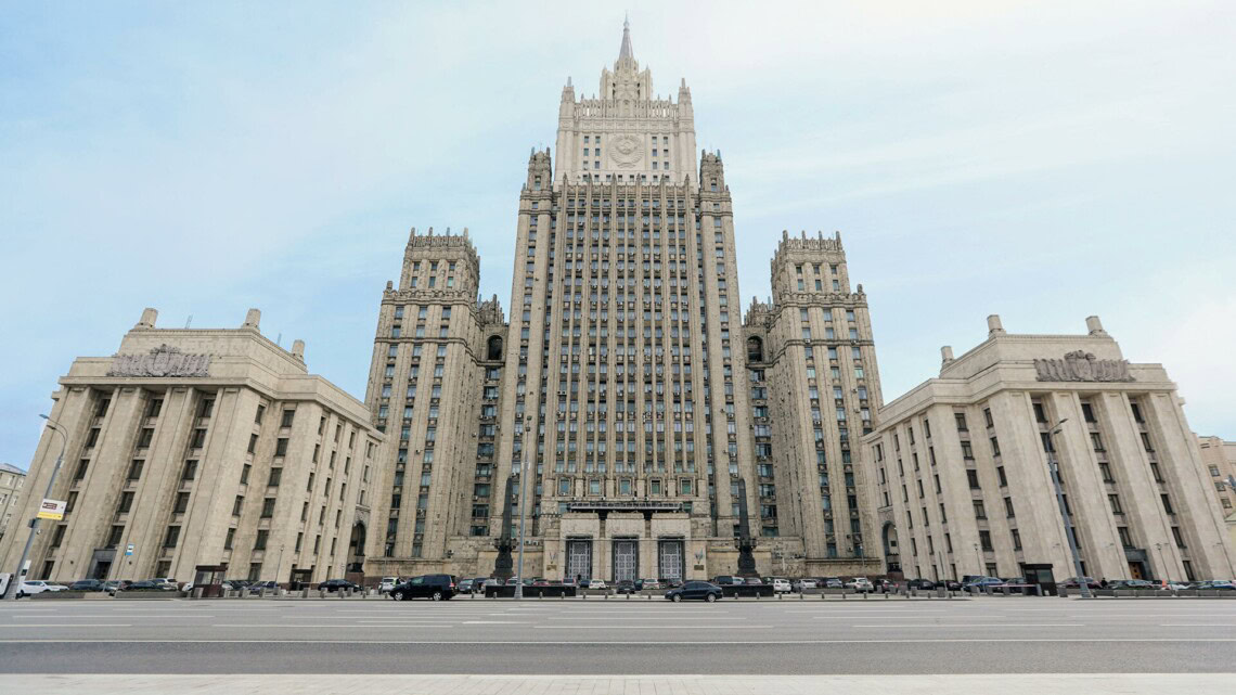 МЗС Росії звинуватило Україну в атаці на Старобільськ і пригрозило …