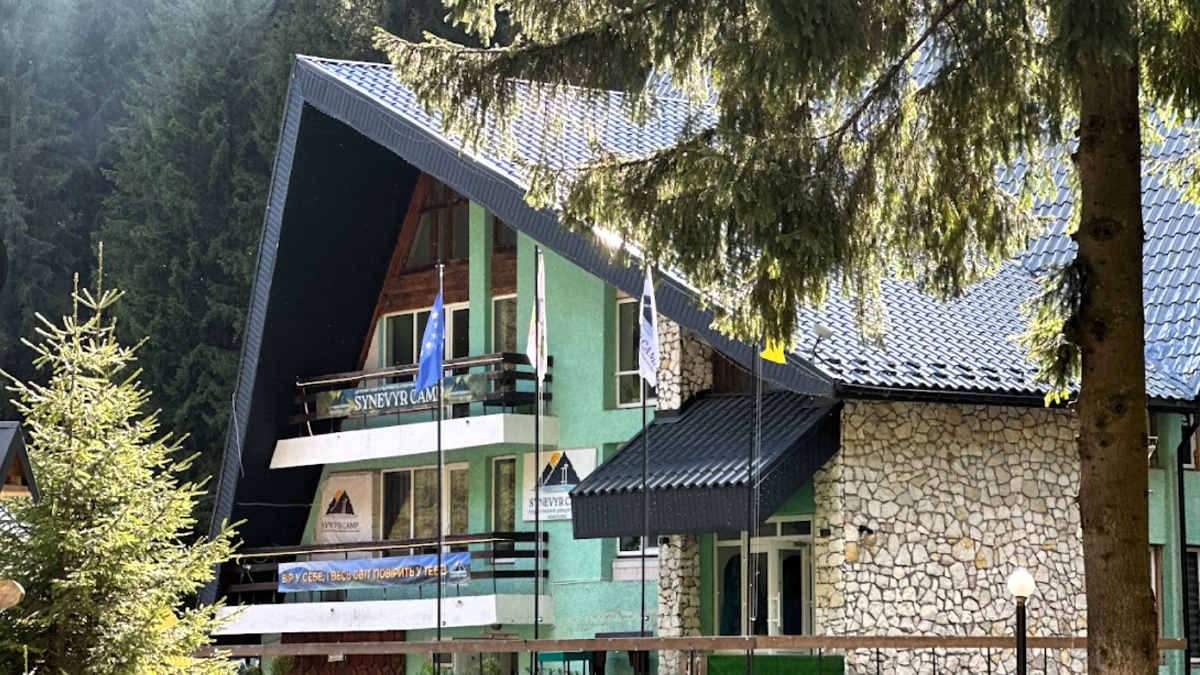 Виконком Миколаєва віддав мільйони на дитячий табір зі скаргами на …