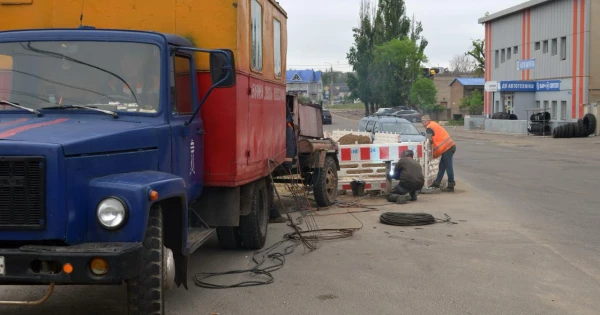 У Миколаєві замінюють аварійні труби на Троїцькій: де саме тривають …