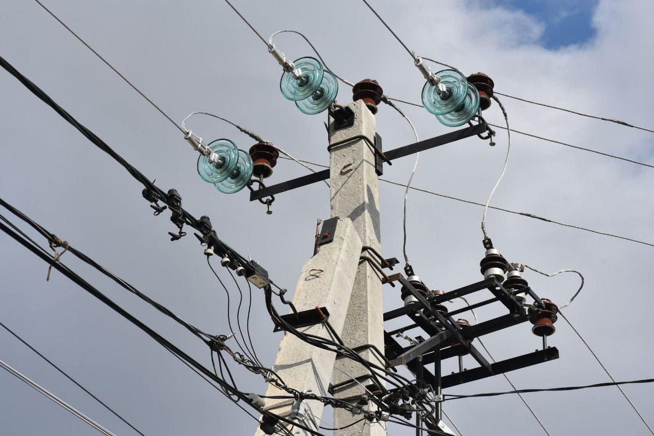 У Миколаєві і області після дронових атак знову вводять графіки …