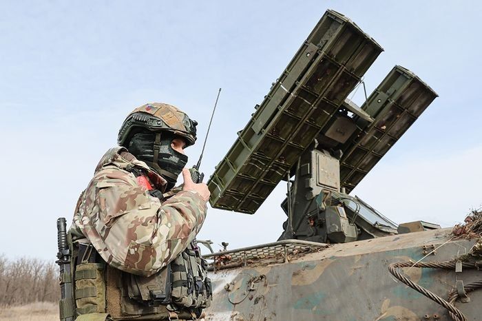 У Мирнограді російські військові розгортають пункти управління, готують прорив на …