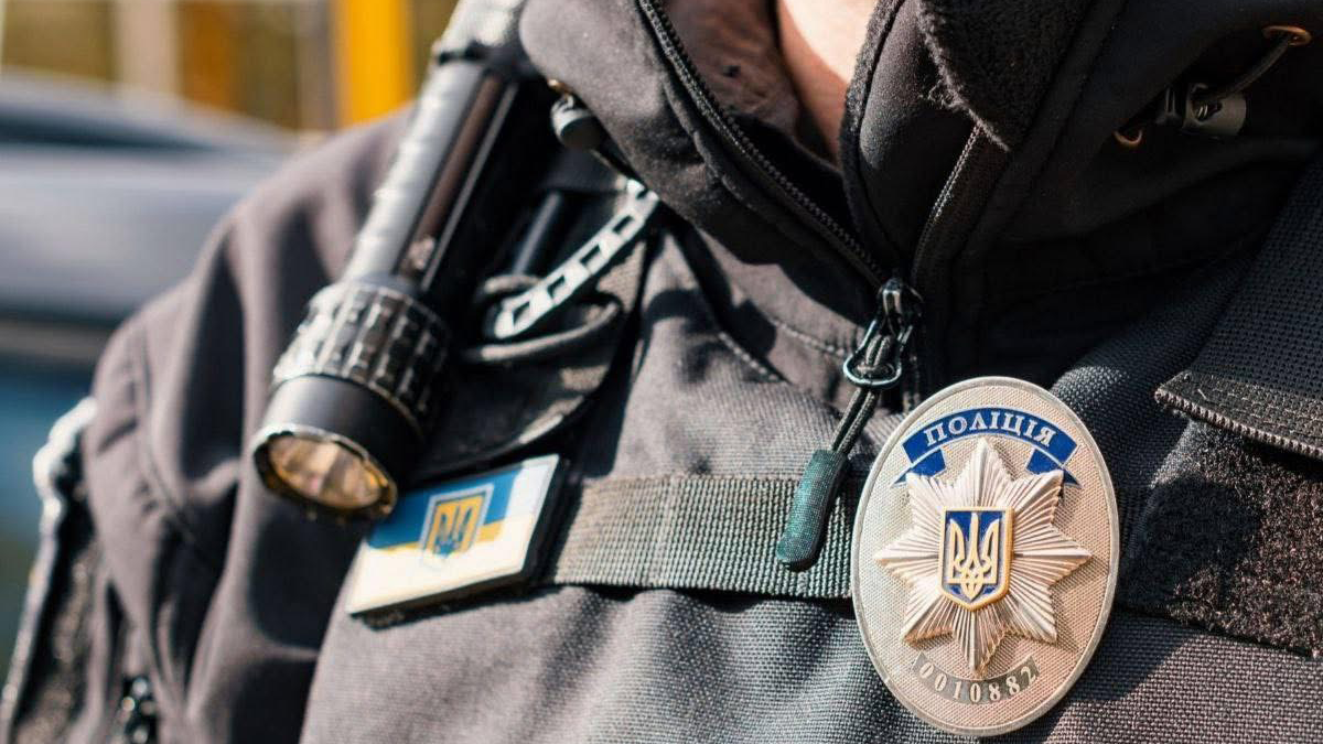 У Нацполіції на Прикарпатті тривають обшуки. Є перші імена затриманих