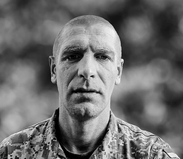 У Нововолинську проведуть в останню путь Героя Василя Жука