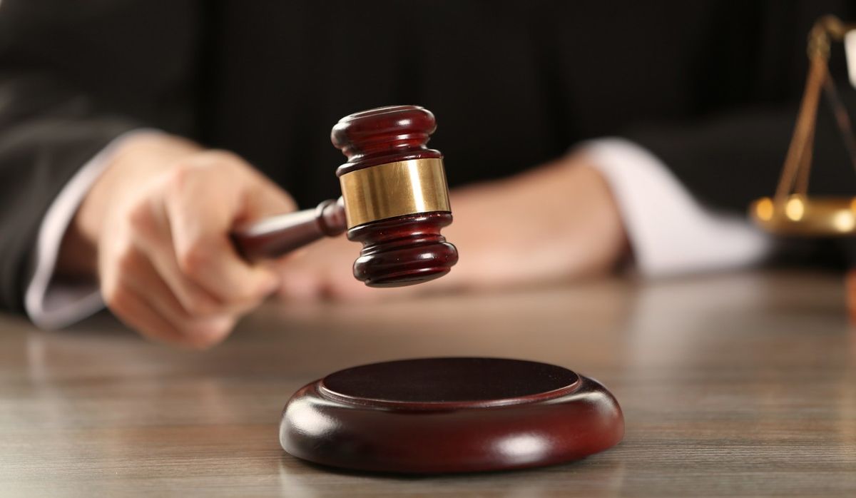 У Павлограді взяли під варту крадійку шкарпеток