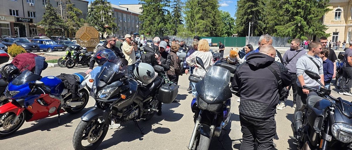 У Першотравневому після перерви через війну відкрили мотосезон-2026: понад 150 …