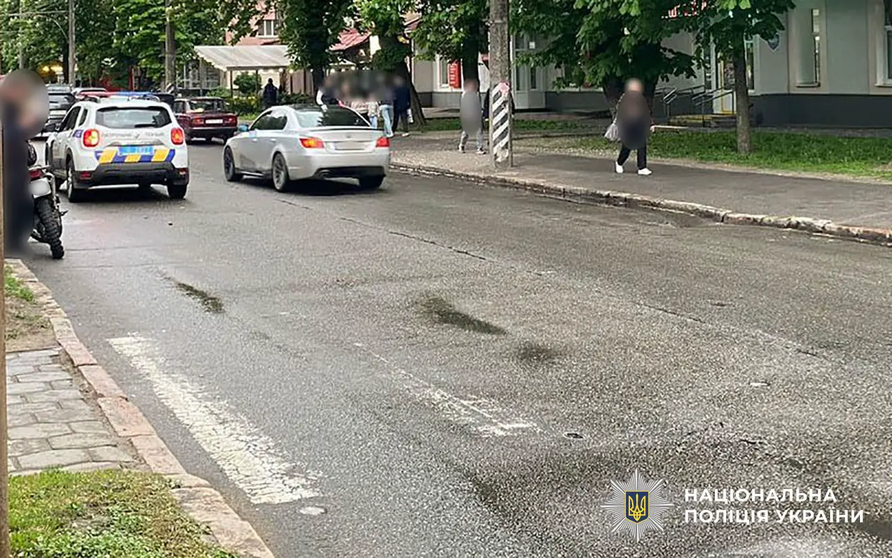 У Полтаві 17-річний мотоцикліст збив жінку на переході