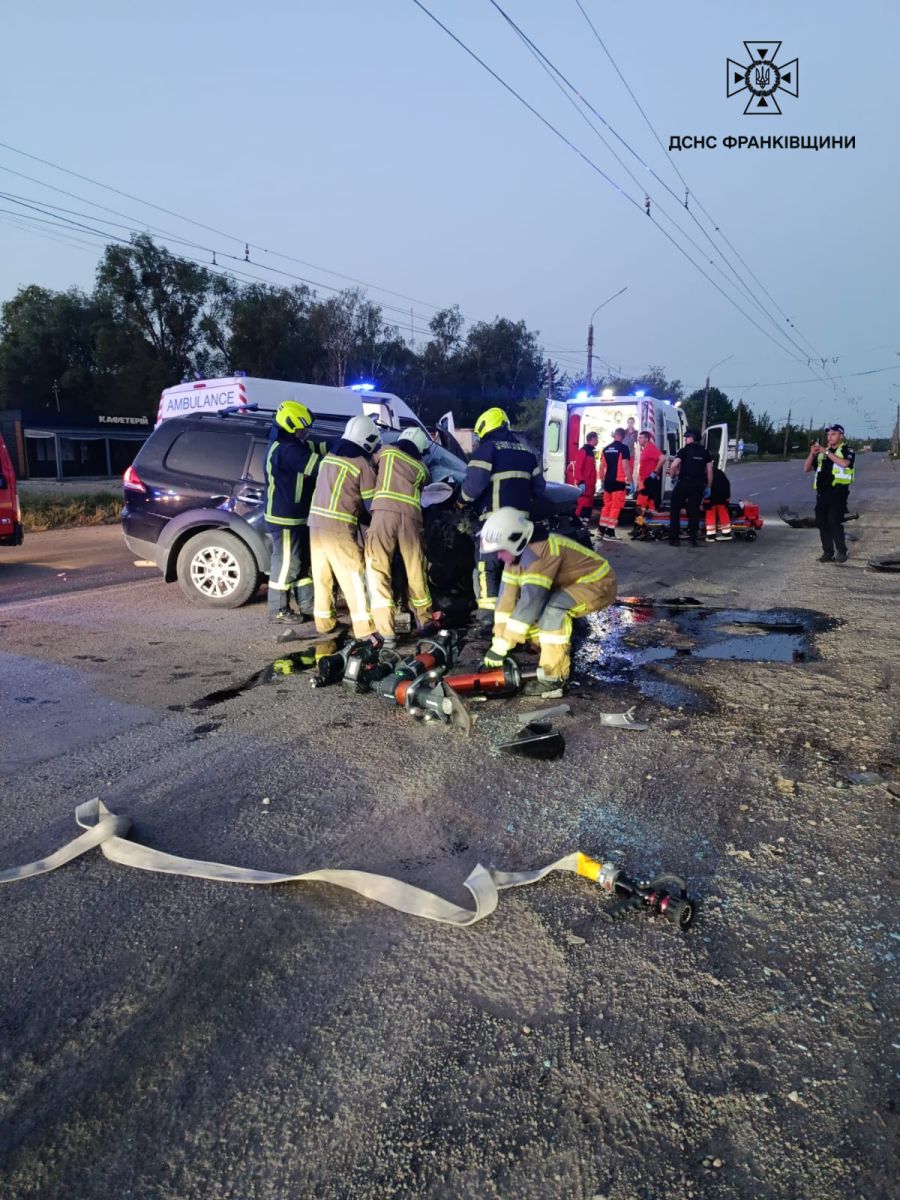 У Прикарпатті в аварії загинув 27-річний чоловік, є поранені