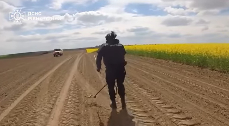 У Пугачівці відкопали артснаряд часів Другої світової війни