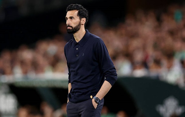 У “Реалі” виникло напруження між Арбелоа і Карвахалем