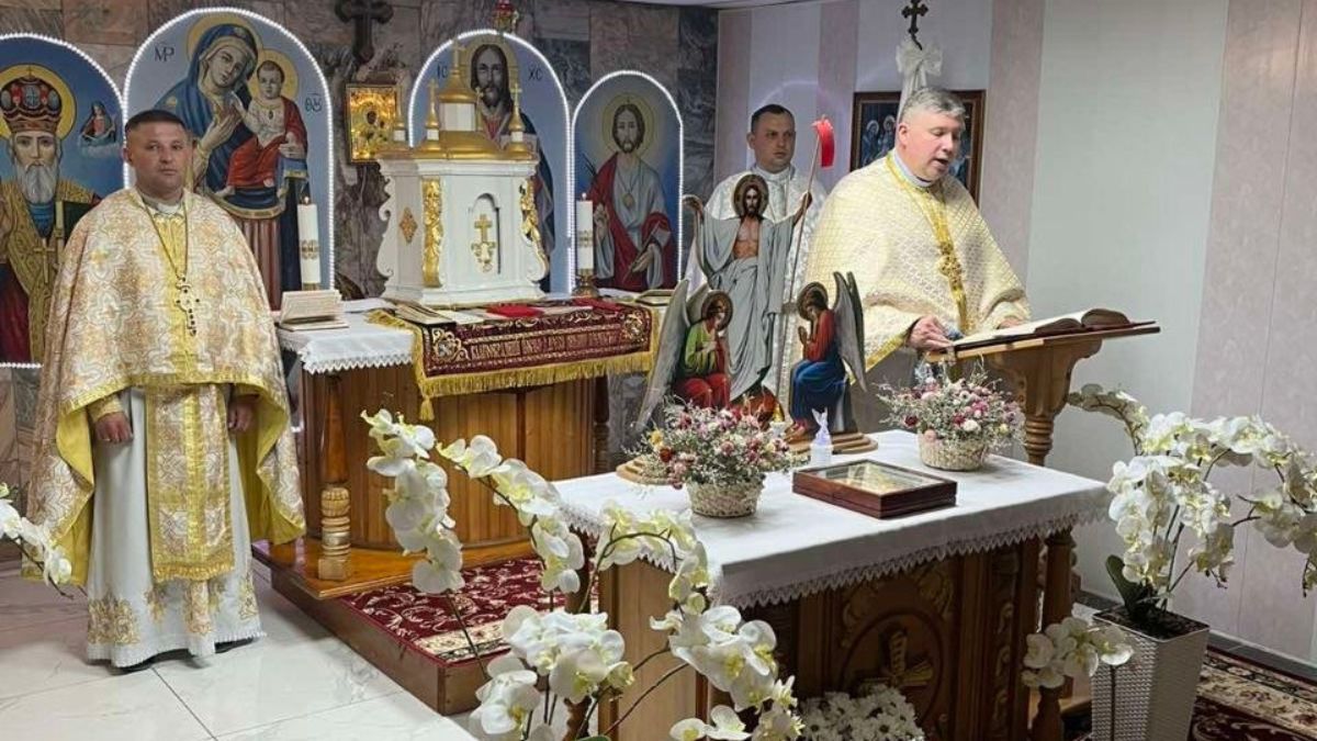 У Рожнятівській лікарні освятили кабінет капелана