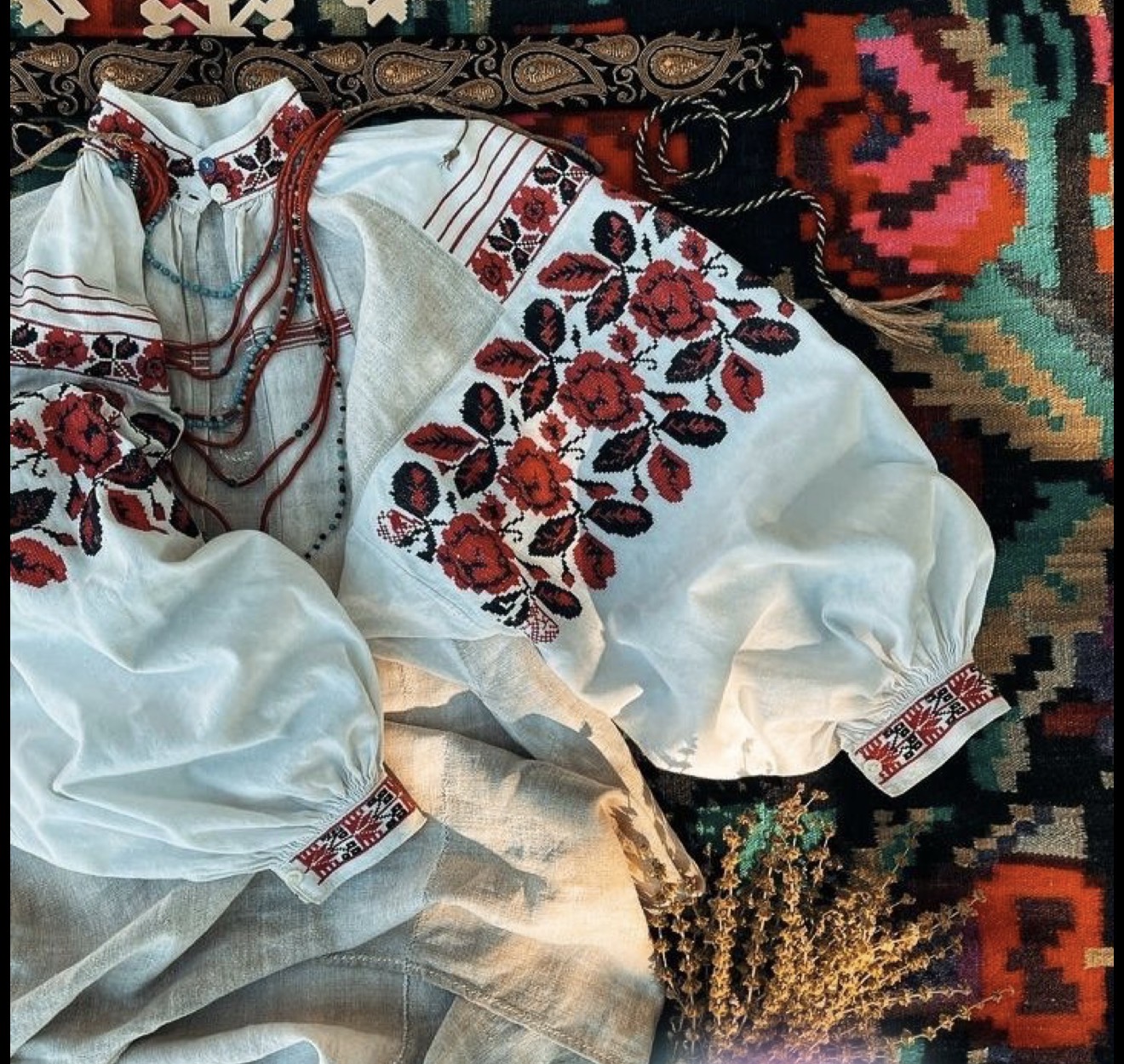 У Рівному відзначають День вишиванки: куди можна піти