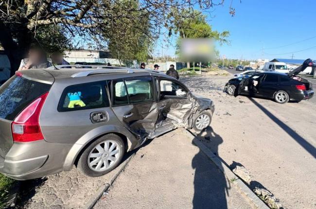 У Рівному не розминулись Renault і BMW