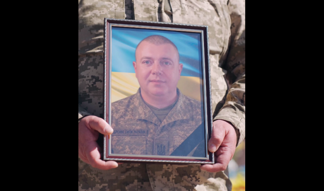 У Рівному попрощалися із 38-річним померлим солдатом