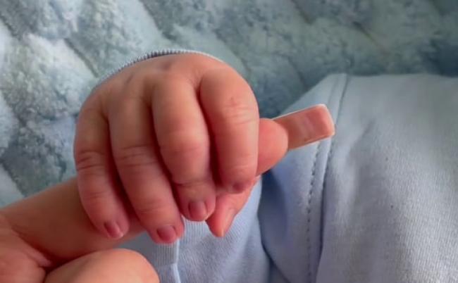 У Сарнах народився малюк вагою майже 5 кг (ВІДЕО)