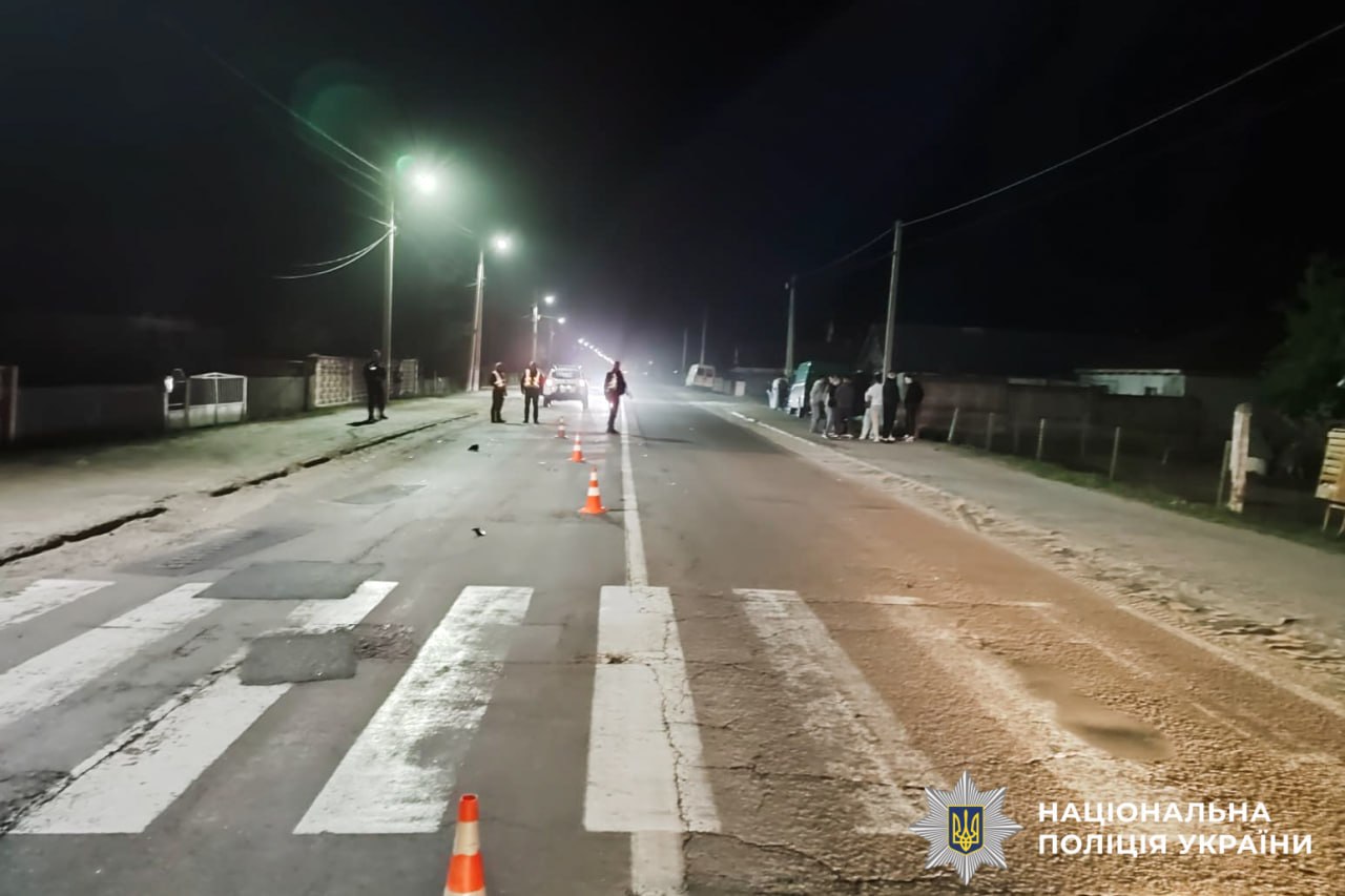 У Сарнах 18-річний мотоцикліст збив чоловіка на переході