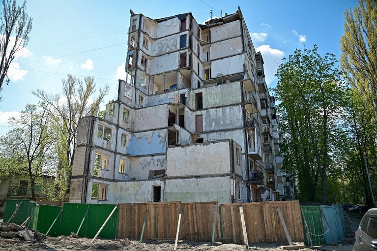 У Києві відновлять два пошкоджені будинки за 5,45 млн