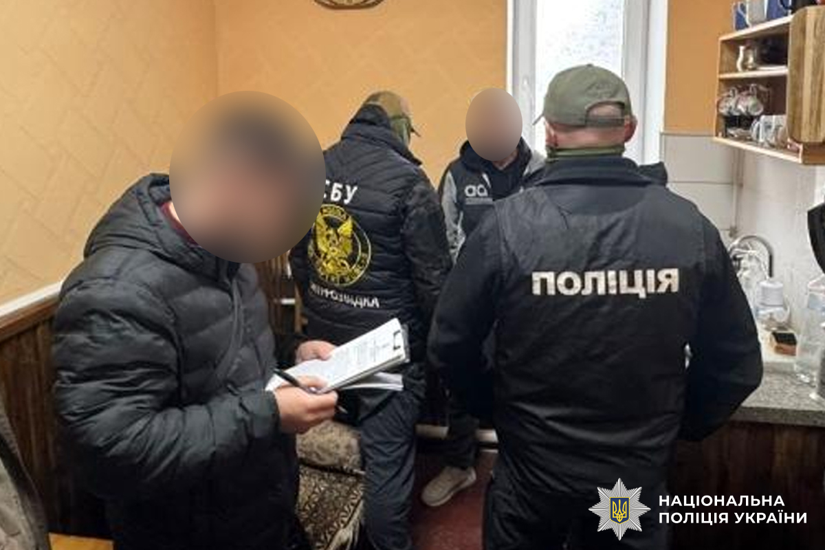 У Сокирянській колонії засудженого підозрюють у вимаганні 10 тис. грн …