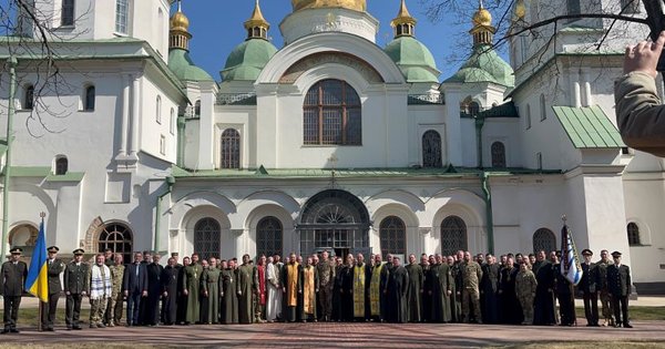 У Софії Київській відбулася Міжконфесійна молитва за Україну