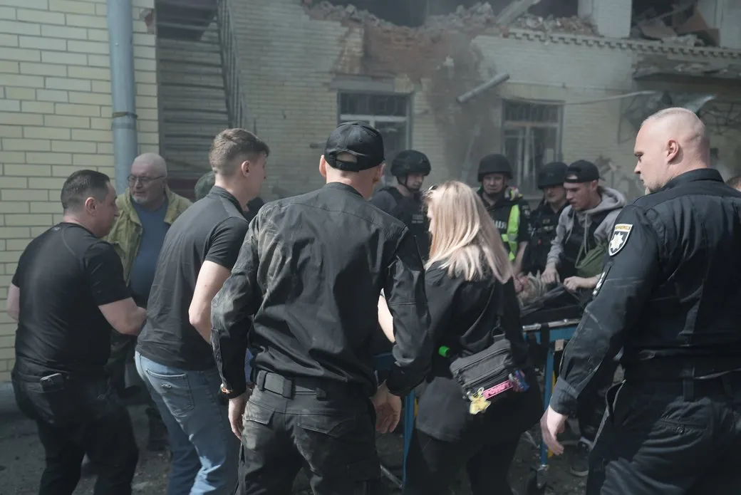 У Сумах внаслідок російського удару загинула жінка