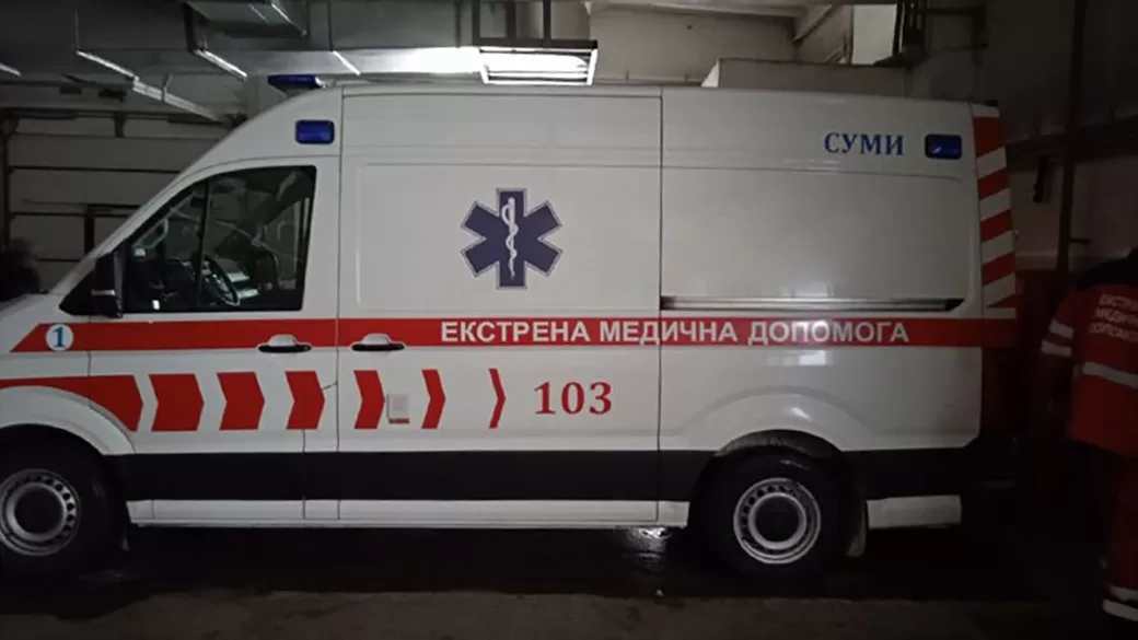 У Сумах помер чоловік після удару російського дрона по похоронній …