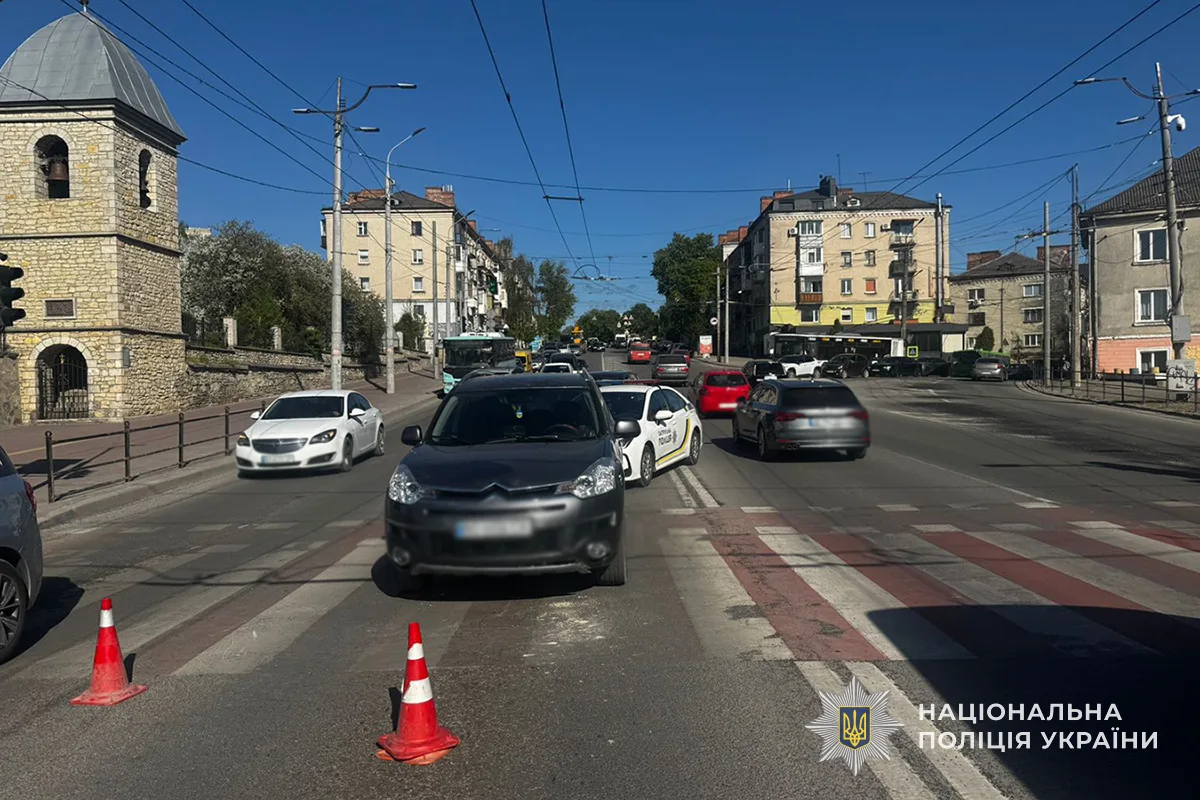 У Тернополі збили 15-річного хлопця на електросамокаті