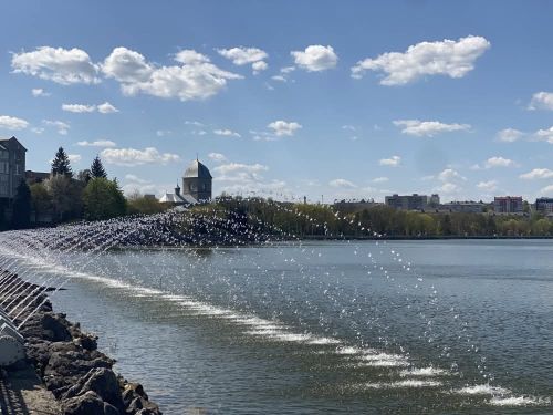 У Тернополі офіційно розпочався сезон фонтанів: які водограї працюватимуть та …
