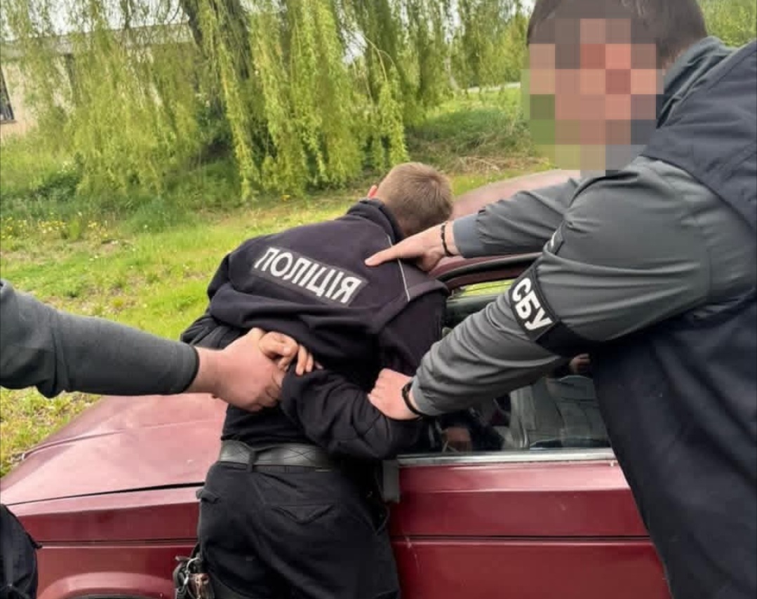 У Тернополі судитимуть копа, який «вибивав» гроші з працівника ДСНС