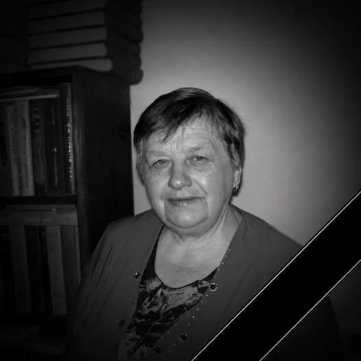 У Товстенській громаді померла вчителька Надія Курилюк