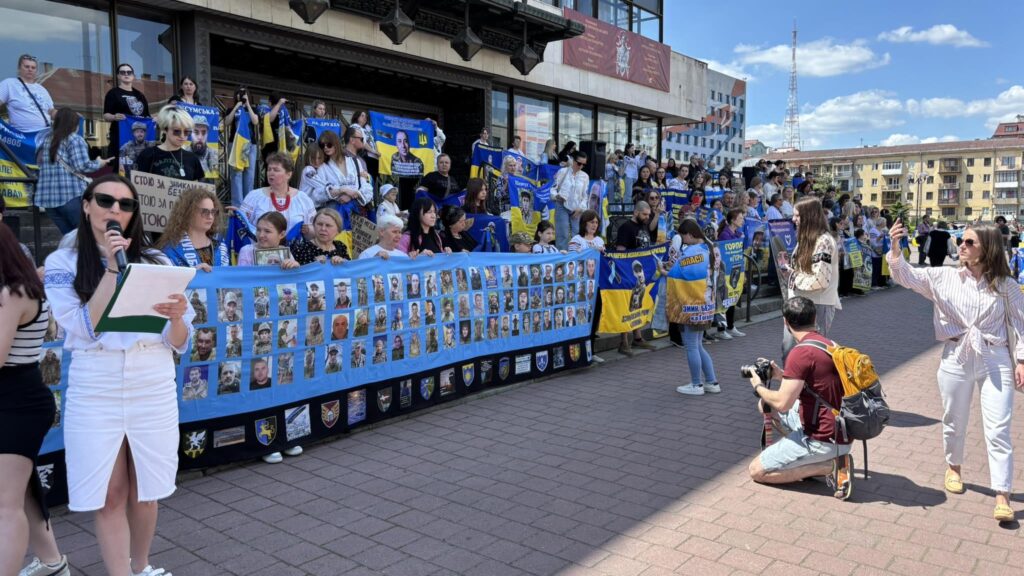 У Франківську закликають змінити облік зниклих і полонених