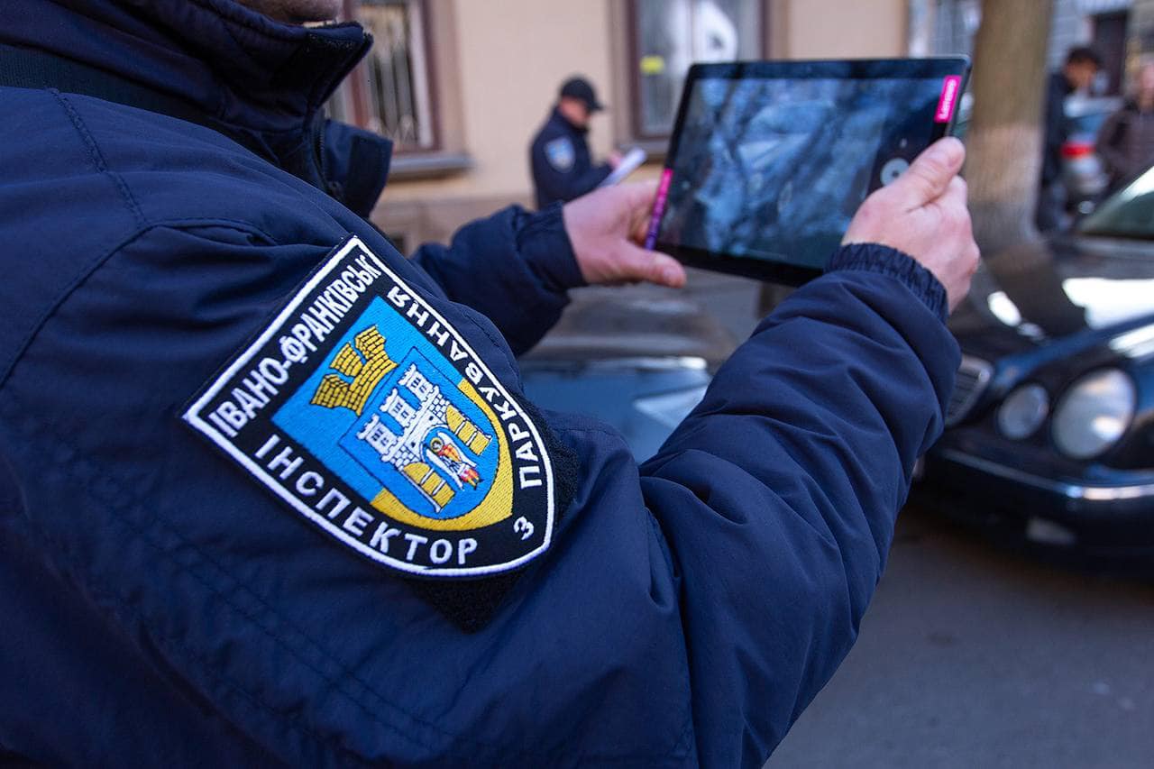 У Франківську може зрости ціна за паркування