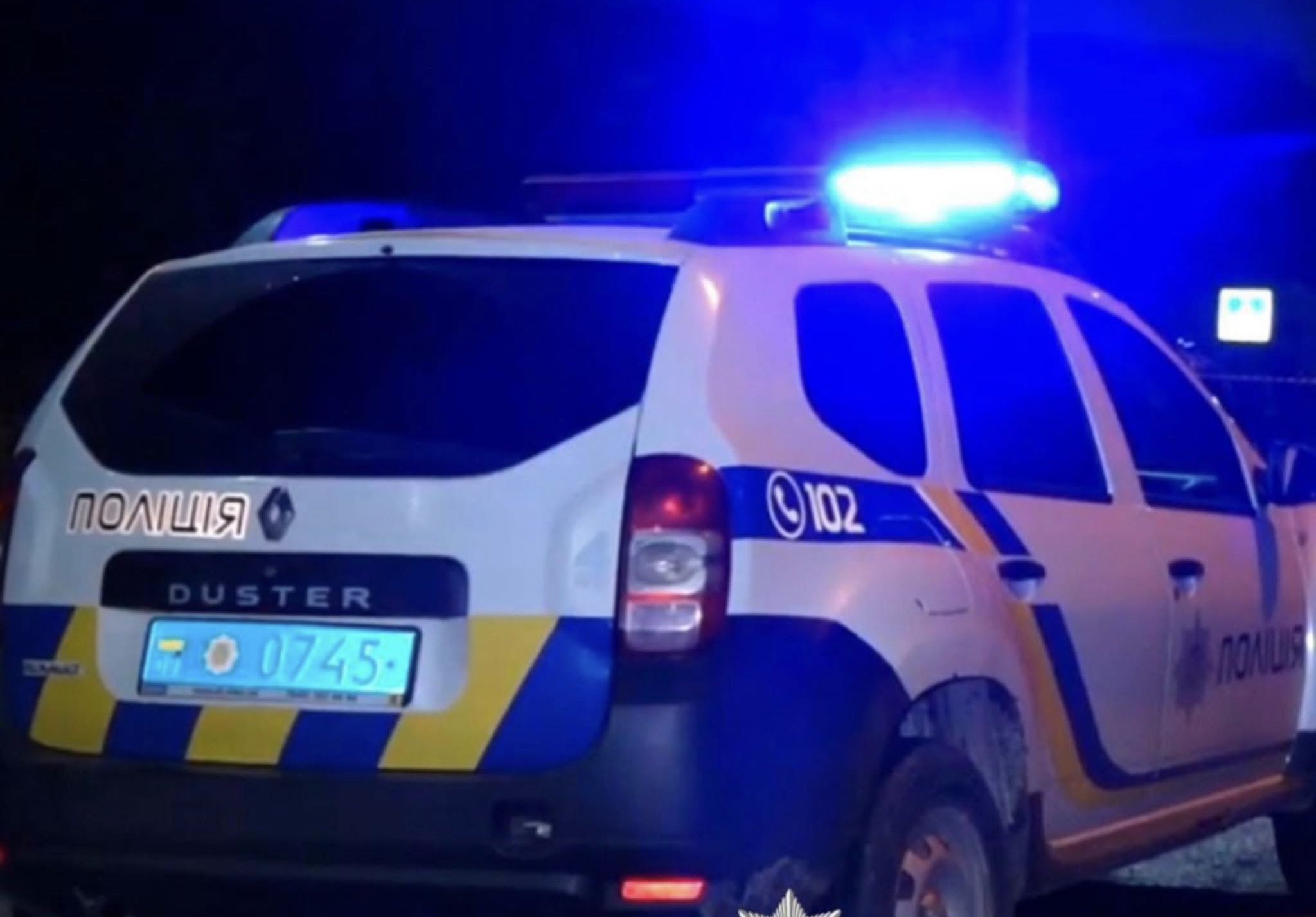 У Франківську поліція врегулювала конфлікт між людьми, які порушували порядок