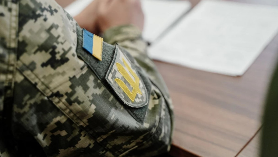 У Франківську спіймали чоловіка з підозрілим порошком