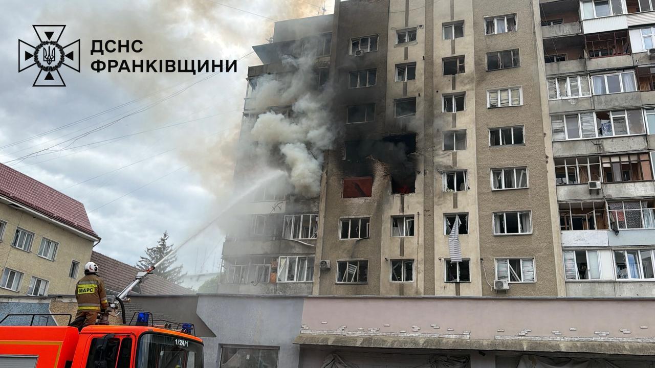 У Франківську університет надасть житло мешканцям будинку, пошкодженого обстрілом