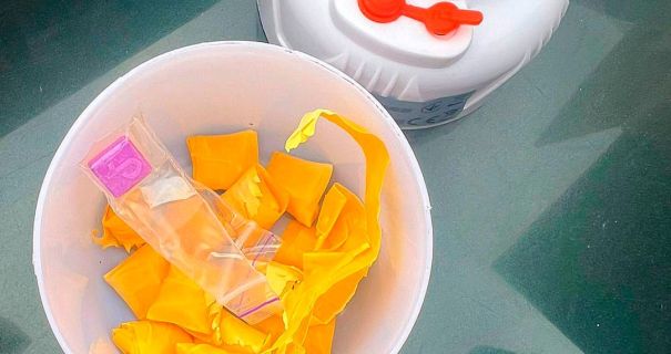 У Харкові затримали юнаків, які торгували психотропами через пошту