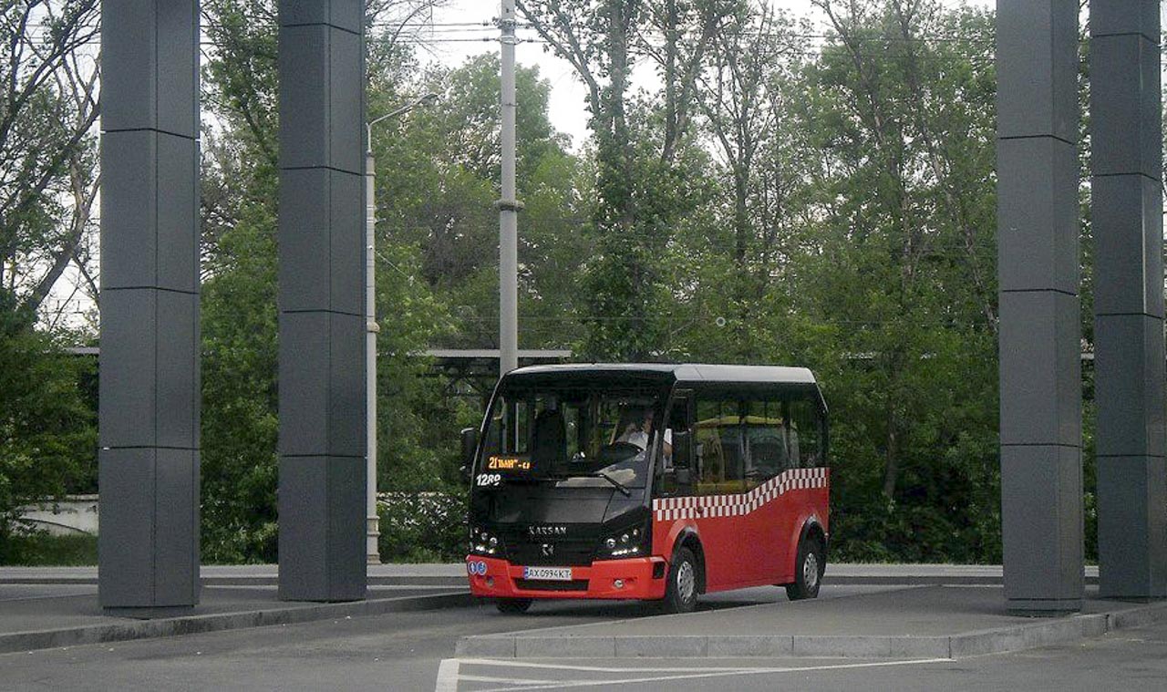 У Харкові тимчасово не курсують два автобусні маршрути