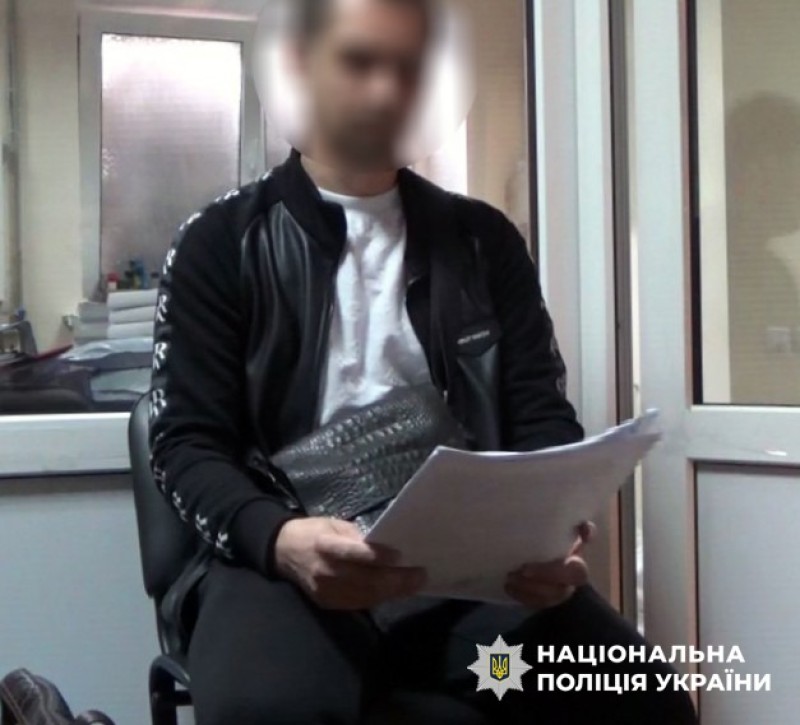 У Херсоні судитимуть чоловіка за незаконну торгівлю спиртним