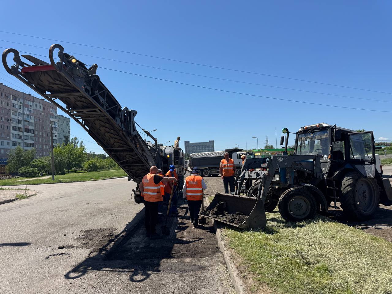 У Хортицькому районі завершено ремонт проїзної частини на перехресті проспекту …