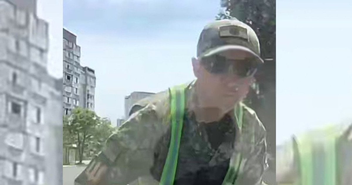 У Черкасах водій прокатав військового ТЦК на капоті: чим все …