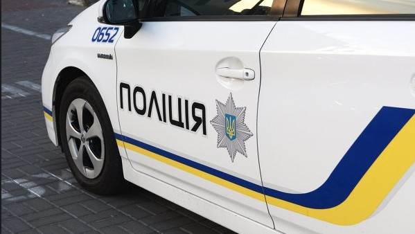 У Черкасах чоловік відкрив стрілянину через зірваний бузок — поліція …