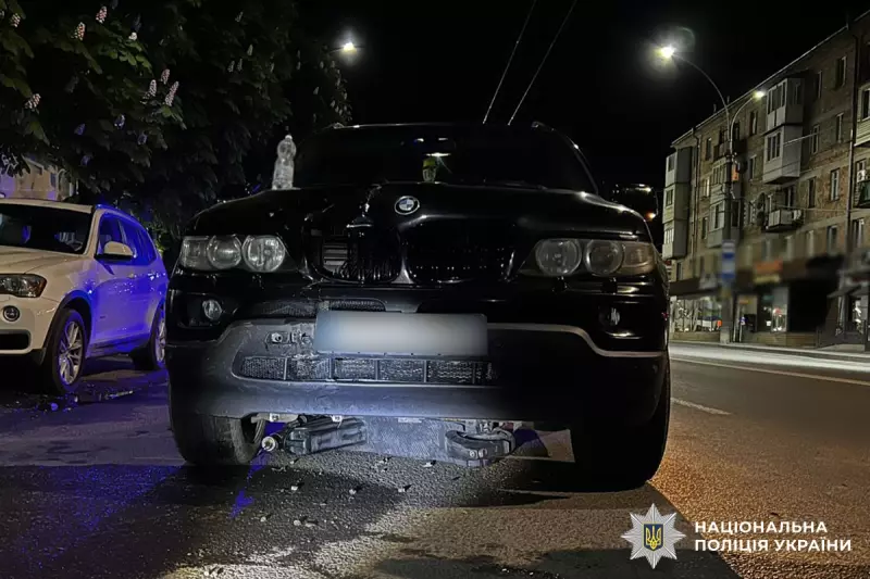 У Чернівцях водій BMW зіткнувся із самокатом, є постраждалі