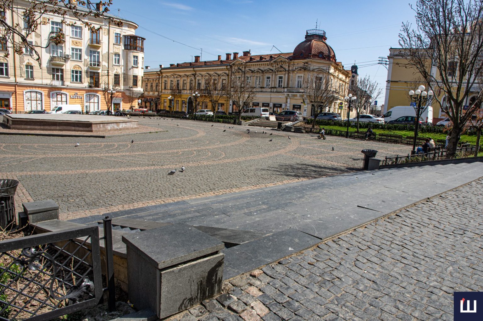 У Чернівцях на площі Філармонії та прилеглих вулицях буде односторонній …