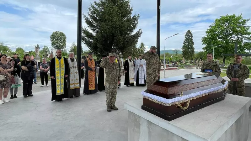 У Чернівцях попрощалися з полеглим на Донеччині воїном Віталієм Щербановичем