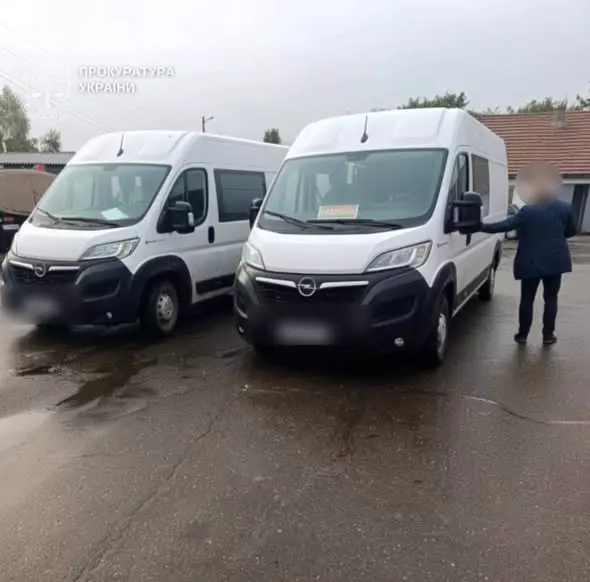 У Чернівцях судитимуть колишніх посадовців МіськШЕП через придбані фургони