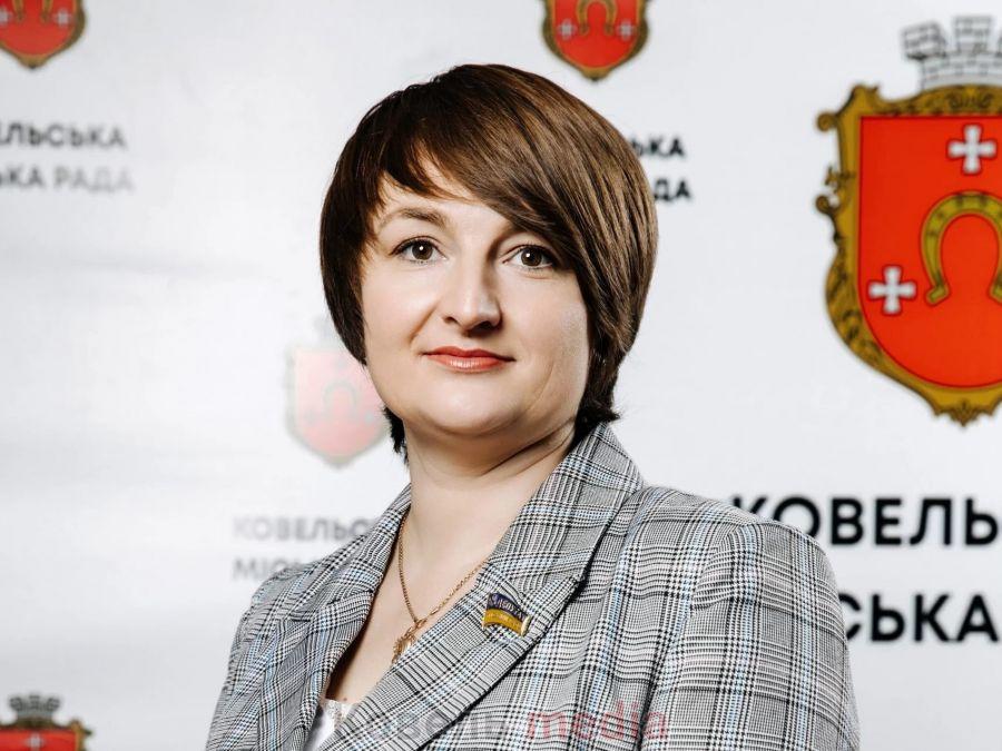 У волинської депутатки поліція провела обшуки на роботі та за …
