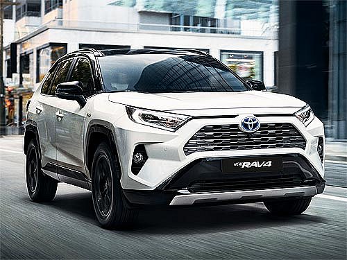 У квітні Україна зареєструвала понад 3,6 тис. гібридних авто: лідирує …