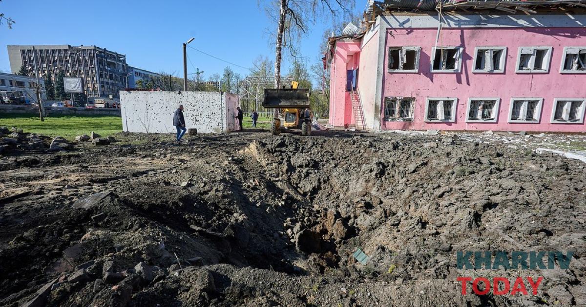 У квітні ворог бив по Харкову більше 100 разів