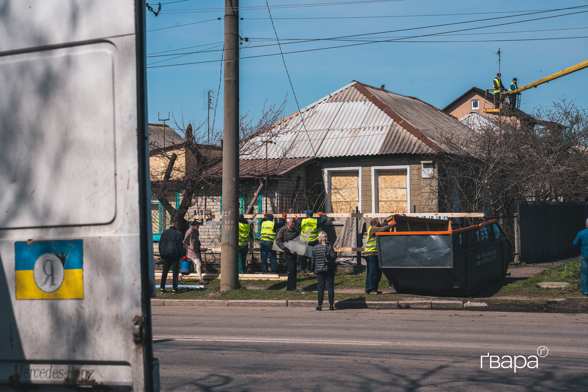 У квітні у Харкові пошкоджені майже 300 житлових будинків